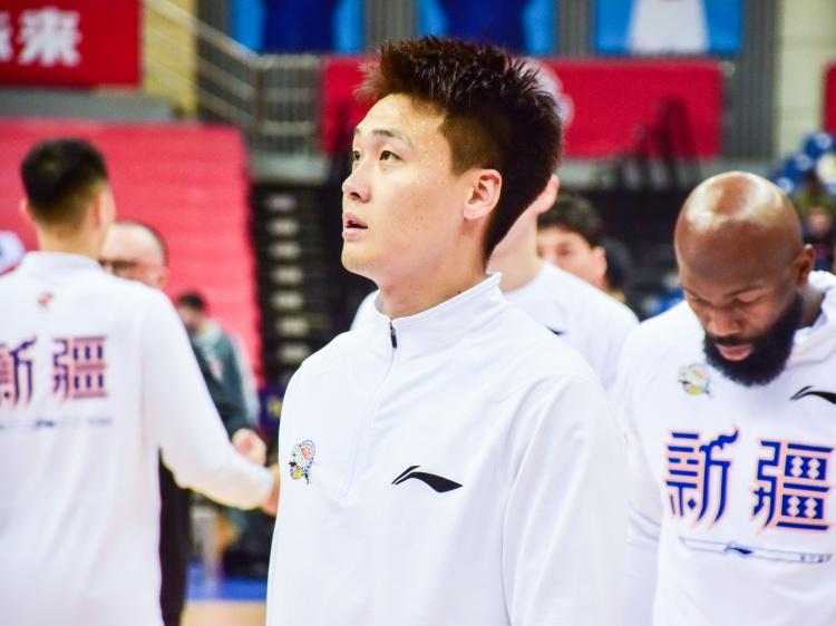 媒体人谈赵睿D类变C：原合同成立条件若有重大变化 双方可以变更